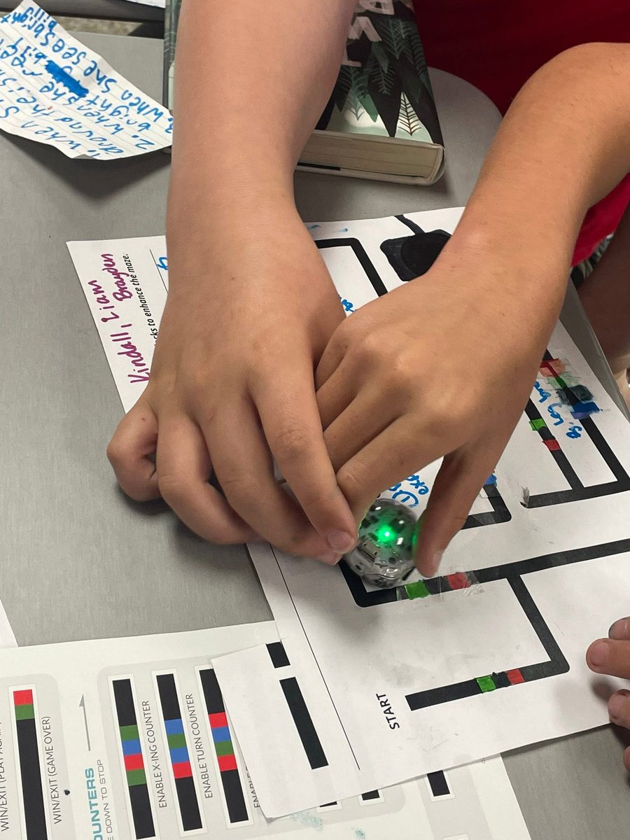 COSMOSIndiana's tweet image. @shoalselem is officially STEM Certified!

Recognized by @EducateIN, Shoals joins 16 new schools statewide for innovative, hands-on learning that connects STEM beyond the classroom.

Proud of this future-ready team!

#STEMCertification #FutureReady