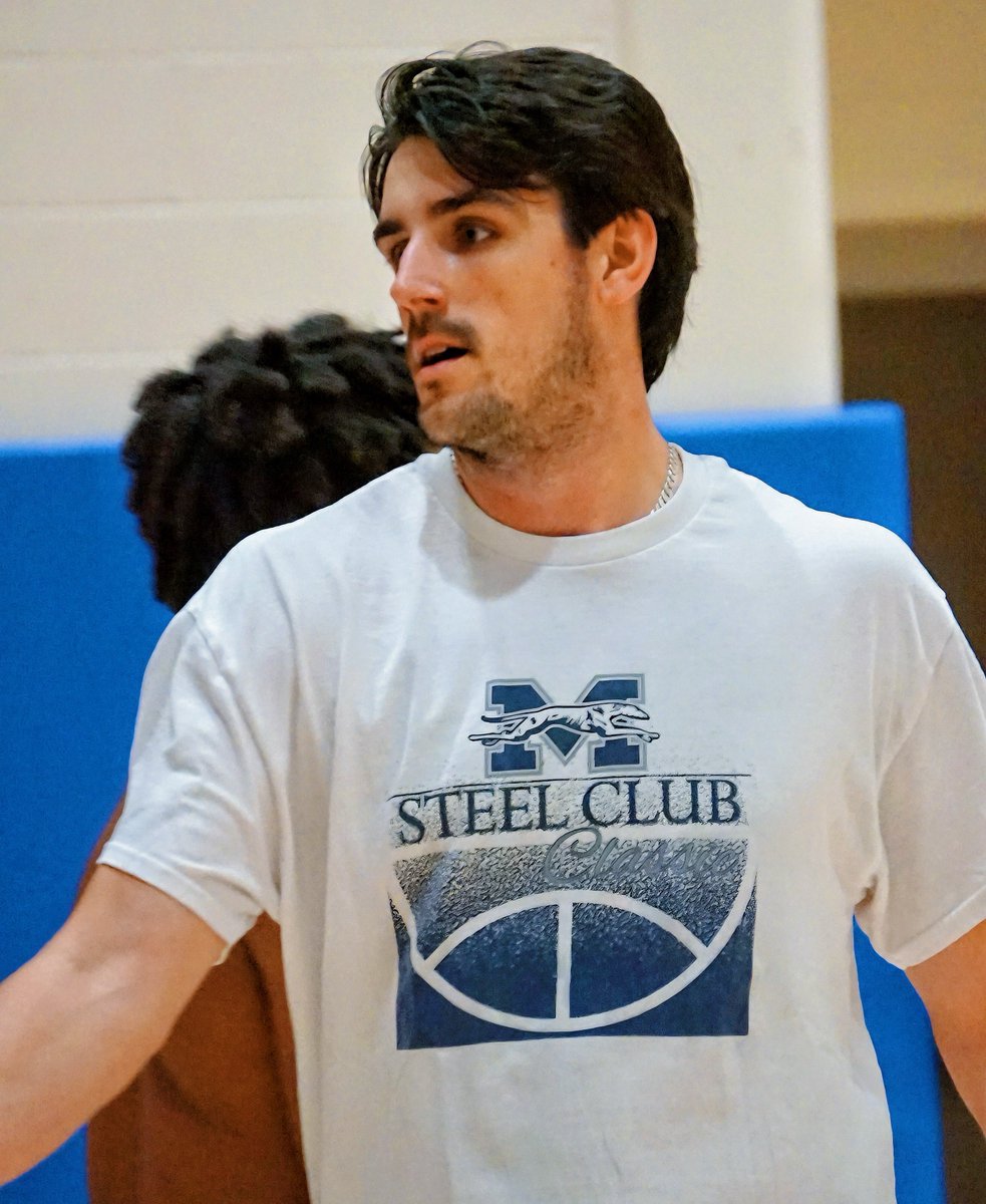 ELITE Alumni Network (@neelitealumni) on Twitter photo 2022 alumni Matt Morvillo from WPI joined our College Showcase staff to work with <a href="/BESEENElite/">BE SEEN</a> teams. Staff also led by alumni <a href="/CoachKapanides/">Panayiotis Kapanides</a>, <a href="/DrewBrown_5/">Drew Brown</a>, <a href="/brandonski1/">Brandon Wiercinski</a> 📸⬇️ 2022 alumni Matt Morvillo from WPI joined our College Showcase staff to work with <a href="/BESEENElite/">BE SEEN</a> teams. Staff also led by alumni <a href="/CoachKapanides/">Panayiotis Kapanides</a>, <a href="/DrewBrown_5/">Drew Brown</a>, <a href="/brandonski1/">Brandon Wiercinski</a> 📸⬇️