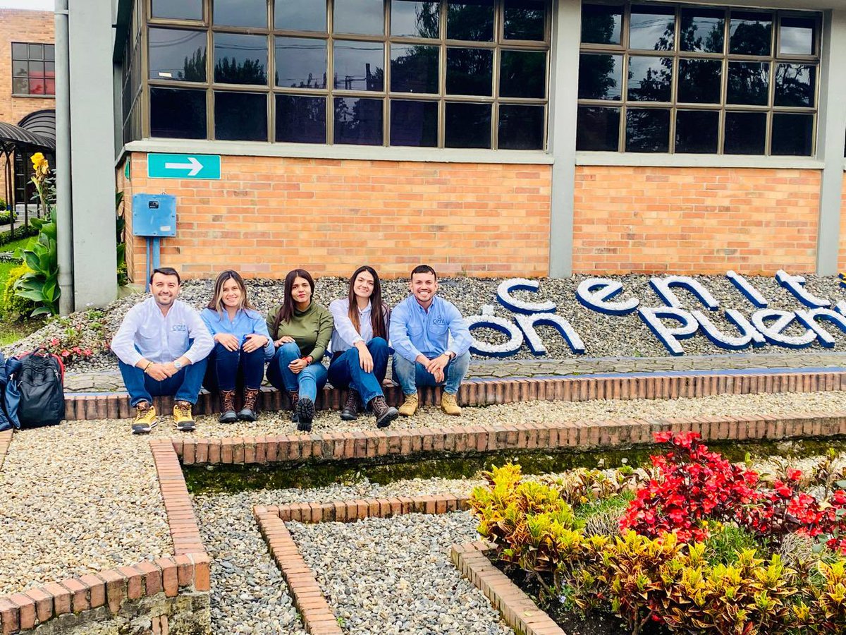 paulatoro7's tweet image. De abogada a ingeniera