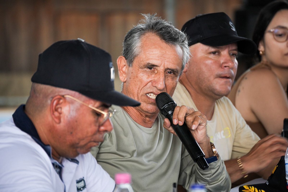 Estamos participando en la mesa de diálogo entre el Gobierno Nacional y la Coordinadora Nacional - Ejército Bolivariano en Inda Zabaleta, Tumaco, Nariño. 

Tal y como lo ha orientado nuestro Presidente @gustavoPetro nuestra apuesta por La Paz y la transformación territorial