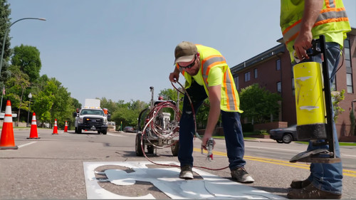Littleton’s Public Works team is taking on projects all over town this summer. Get the latest news on traffic impacts, detours, and construction progress at Littleton’s new Cone Zone page! Check out LittletonCO.gov/ConeZone