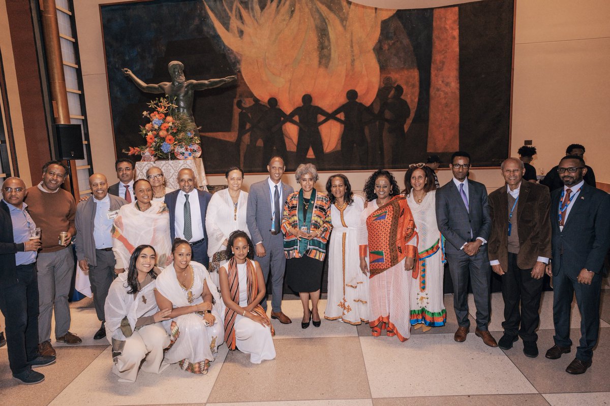 Eritrea_UN's tweet image. As we proudly celebrated #Eritrea|s rich heritage @UN, we are honored by the strong presence of the #NY #Eritrea|n community🇪🇷
#መስመርና_ድርዕና
#Our_Cohesion_Our_Armour
#خطنا_درعنا_المنيـع