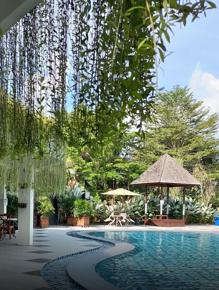 Ijasahaja di bahas nya sampe seantero Indonesia, padahal tinggal lihat aja kompetensi dan kapabilitas seseorang mana yg sekolah dan mana yg nembak 🤣