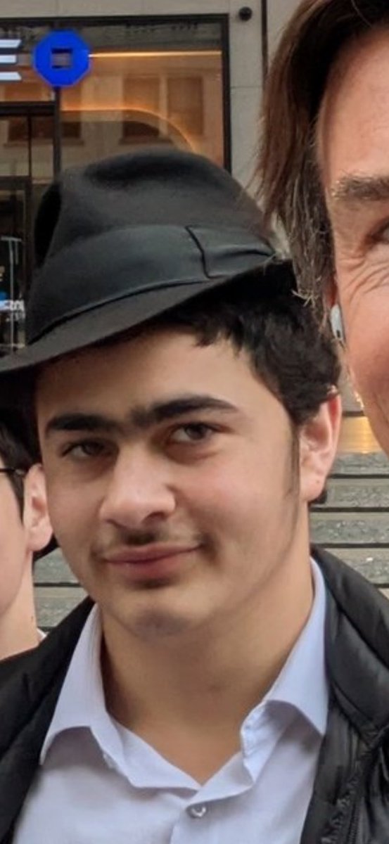 Wayne543949445's tweet image. This is the real Mr bing bong, isn’t it?