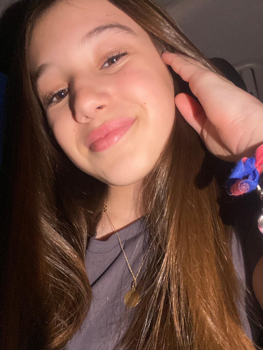 MISIS88's tweet photo. Sus 1️⃣2️⃣ Mi Bella 💗 Se Me Hace Mayor 💕 I Love You 🫶🏻 https://t.co/962DlltGec