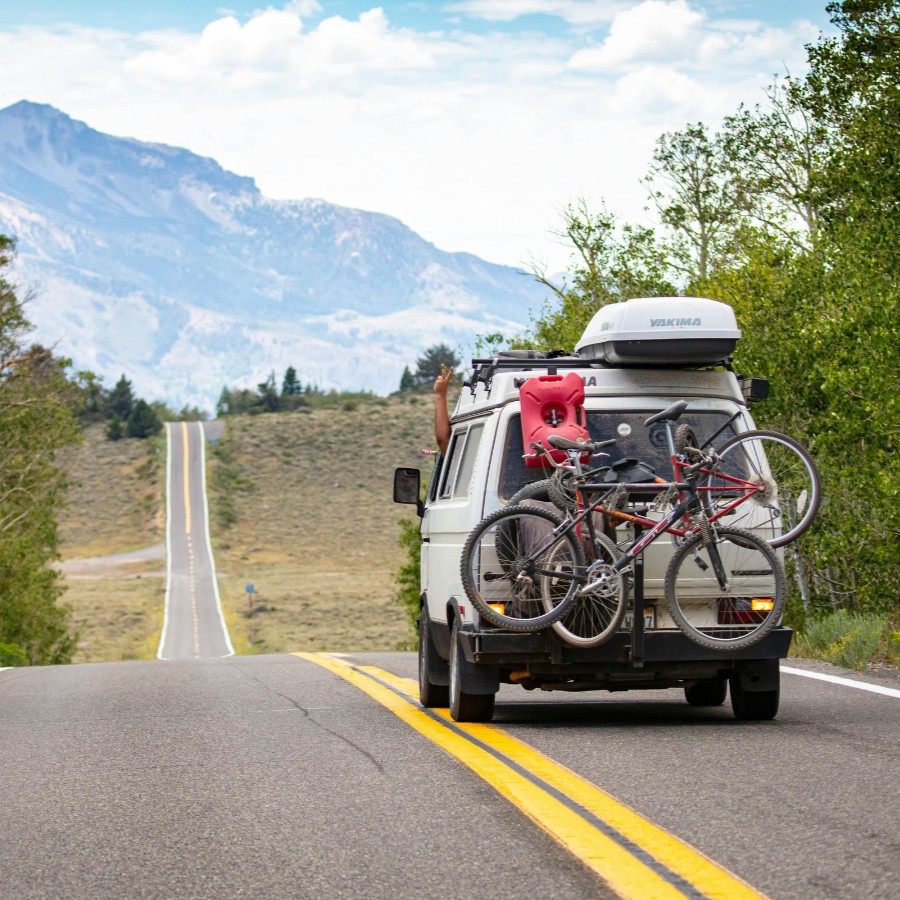 🚗🌄 Happy National Road Trip Day! Whether you're hitting the open road or staying close to home, remember to pack your disaster supplies kit including water, non-perishable snacks, first aid supplies, and a flashlight. And of course, don't let your gas tank get too low!⛽ 

🛣️