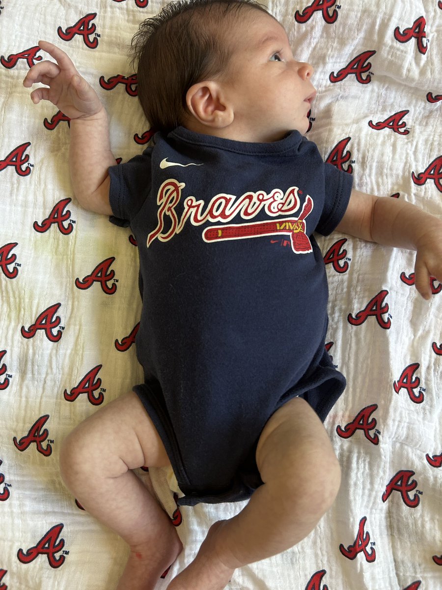abby23__'s tweet photo. someone is so excited for @ronaldacunajr24 return tonight!! 💙💙 @Braves https://t.co/JSTjGhMeew