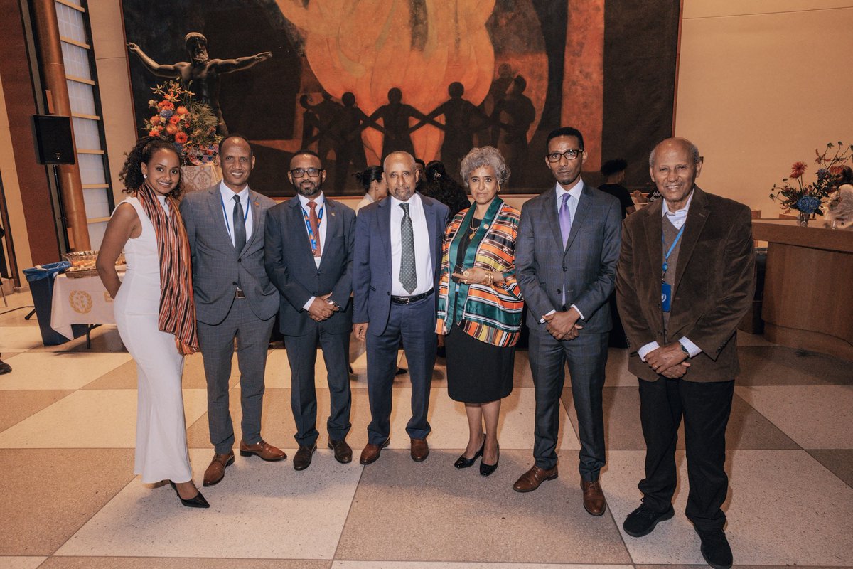 Eritrea_UN's tweet image. Eritrea’s 34th Independence Anniversary at the United Nations, New York.
#መስመርና_ድርዕና
#Our_Cohesion_Our_Armour
#خطنا_درعنا_المنيـع