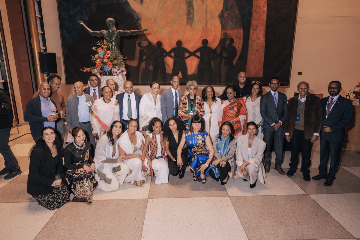 Eritrea_UN's tweet image. Eritrea’s 34th Independence Anniversary at the United Nations, New York.
#መስመርና_ድርዕና
#Our_Cohesion_Our_Armour
#خطنا_درعنا_المنيـع