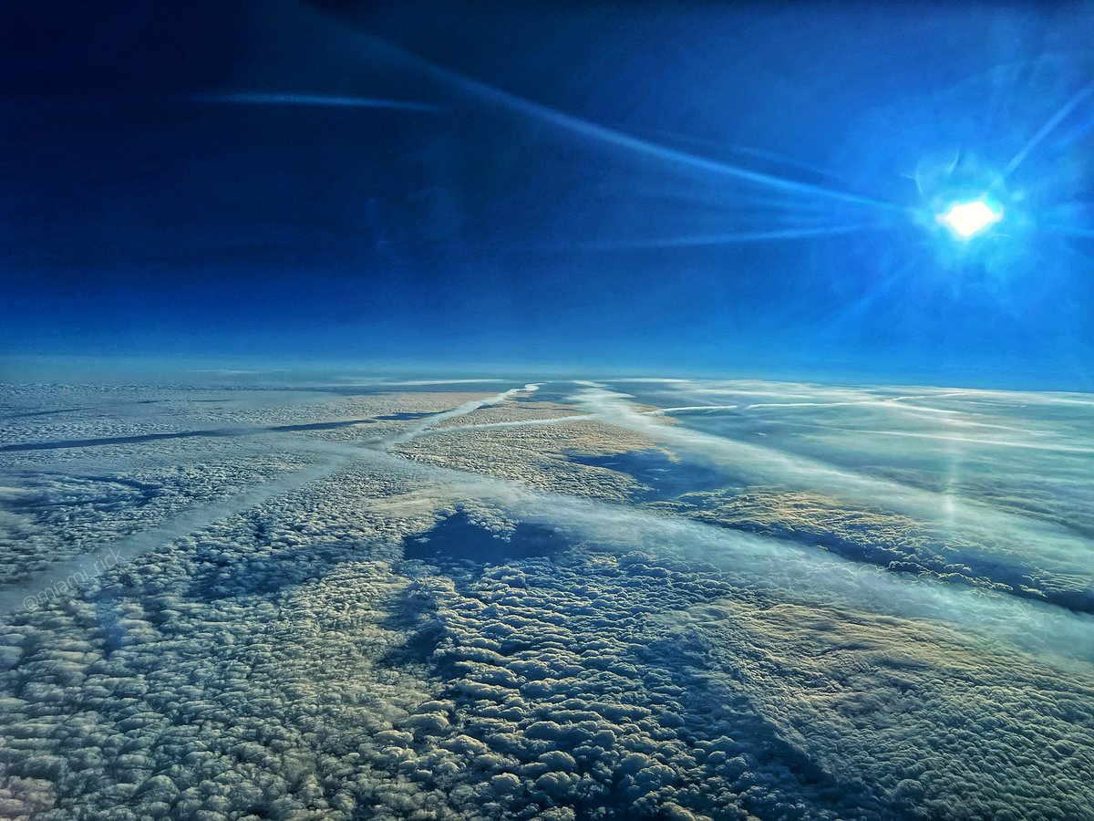 When flying the -8 I enjoy the flexibility that the 3 multi-function displays (MFDs) afford me in the way I choose to display relevant information during the all important pre-flight procedure. During fueling I like to have my MFD on the fuel synoptic so I can monitor the fueling