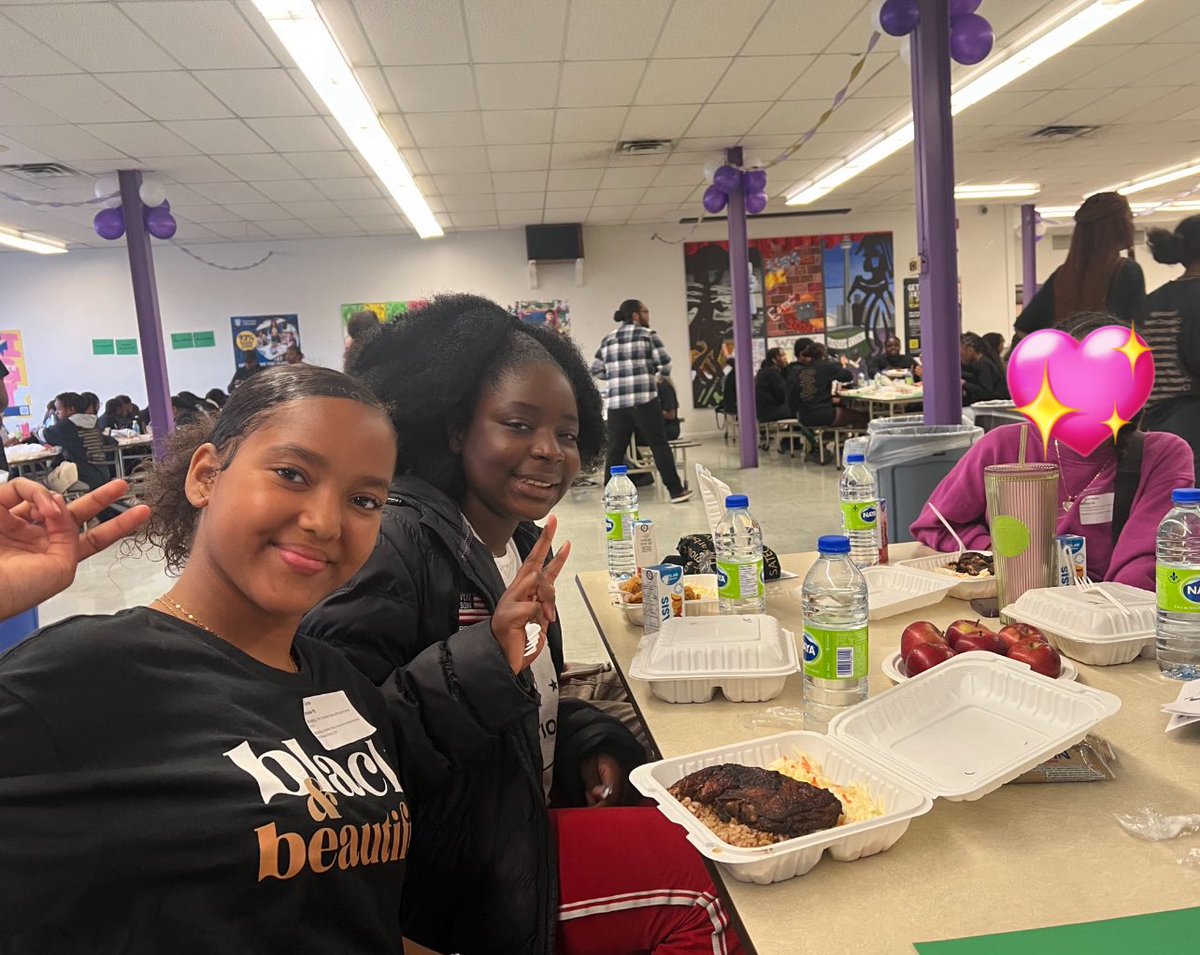 MsIrums's tweet image. Had the pleasure of attending the Black Brilliance Scarborough Conference at Winston Churchill Collegiate Institute representing @ionview @Harrismusic4