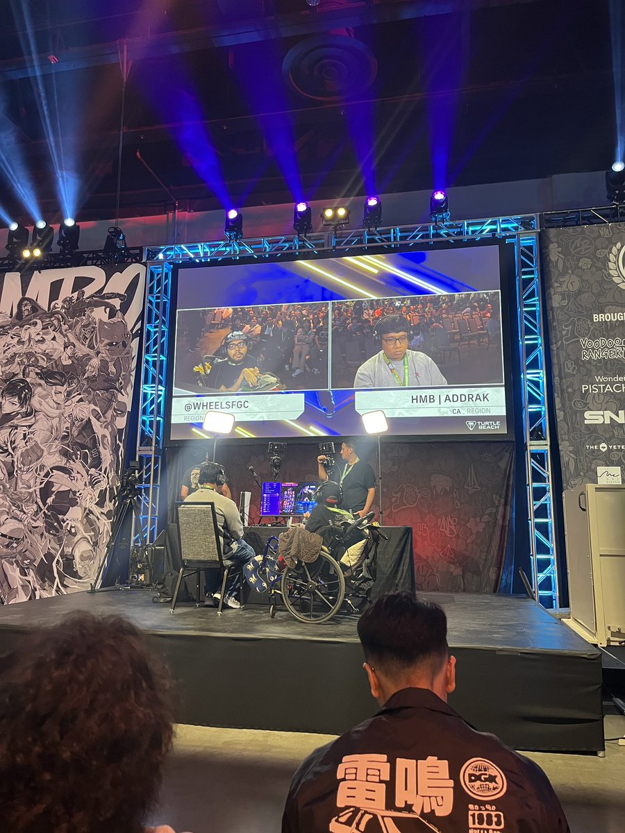 【Bernard】 (@raynexpress) on Twitter photo So proud of <a href="/Addrak_exe/">Addrak</a> man
From making <a href="/CFGC_gg/">CollegiateFGC</a> playoffs in his first year with us to playing onstage at <a href="/COMBOBREAKER/">COMBO BREAKER</a> with the HMB tag
What a journey! So proud of <a href="/Addrak_exe/">Addrak</a> man
From making <a href="/CFGC_gg/">CollegiateFGC</a> playoffs in his first year with us to playing onstage at <a href="/COMBOBREAKER/">COMBO BREAKER</a> with the HMB tag
What a journey!