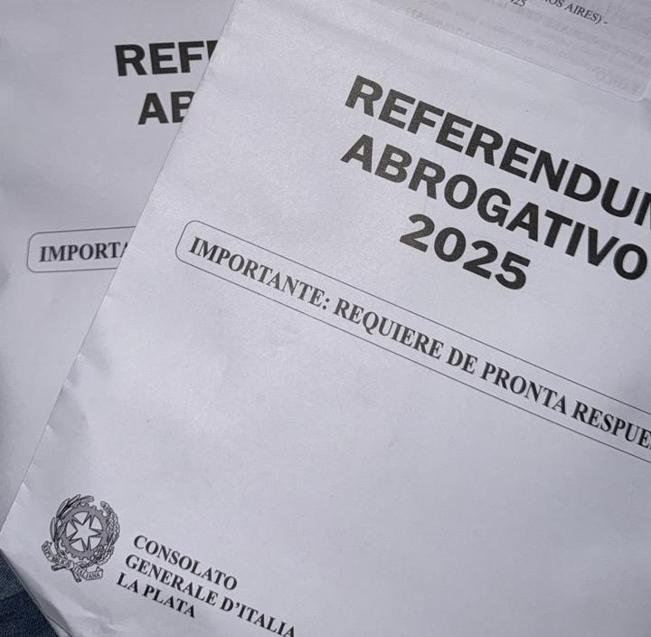 Hay elecciones en la madre patria, se vota.    💚🤍❤️