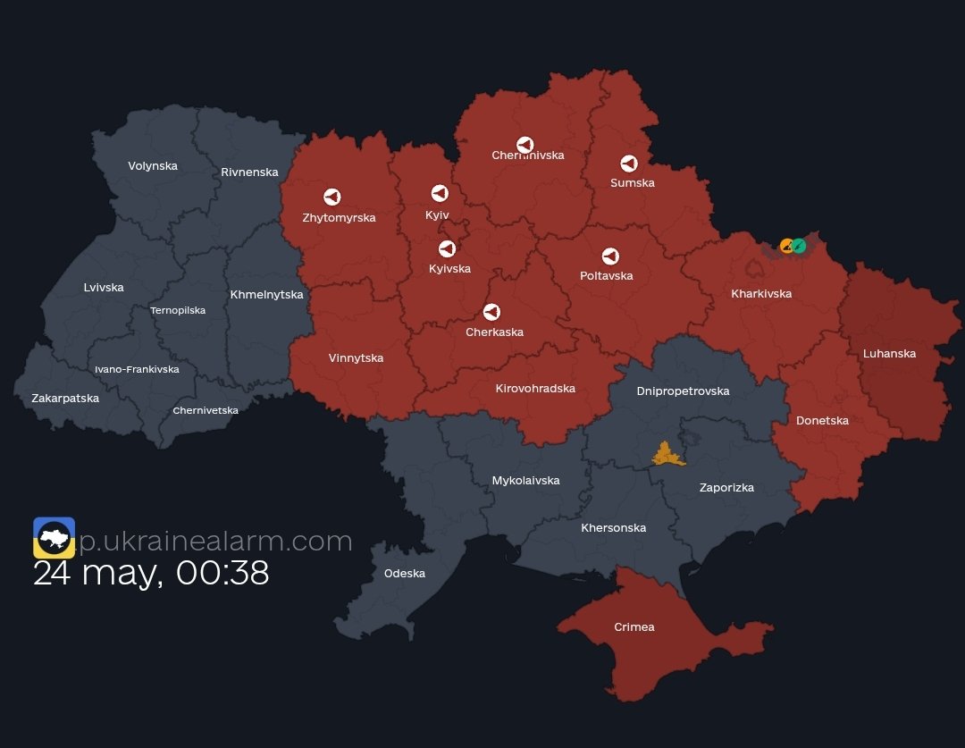 Orrendo attacco su Kyiv, l'ennesimo.

Io vi odio, vi detesto con tutto il mio cuore, con tutta la mia anima. 

Ma il sole d'Ucraina sorgerà di nuovo, e di nuovo, e di nuovo, e non si spegnerà mai.