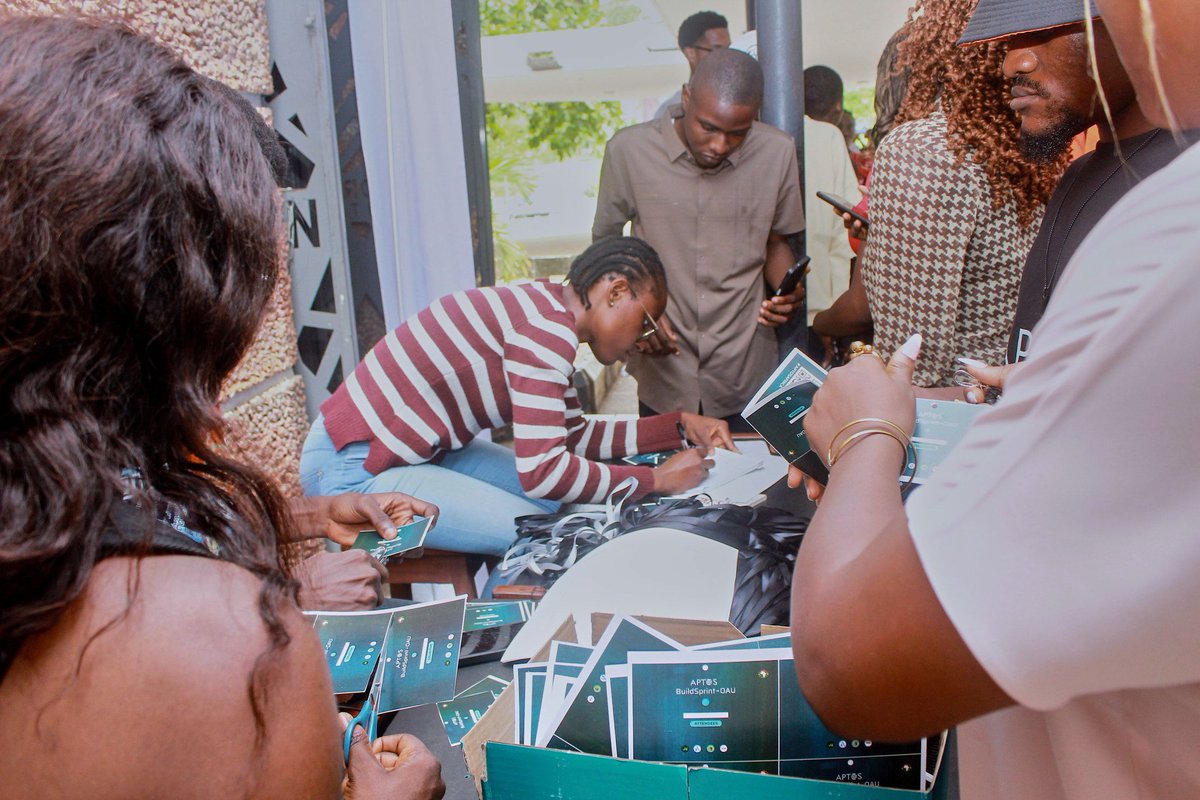 Aptos_Africa's tweet image. Aptos BuildSprint OAU Workshop Day 1 completed, along with the launch of Aptos Move Club OAU. See you tomorrow for Day 2.