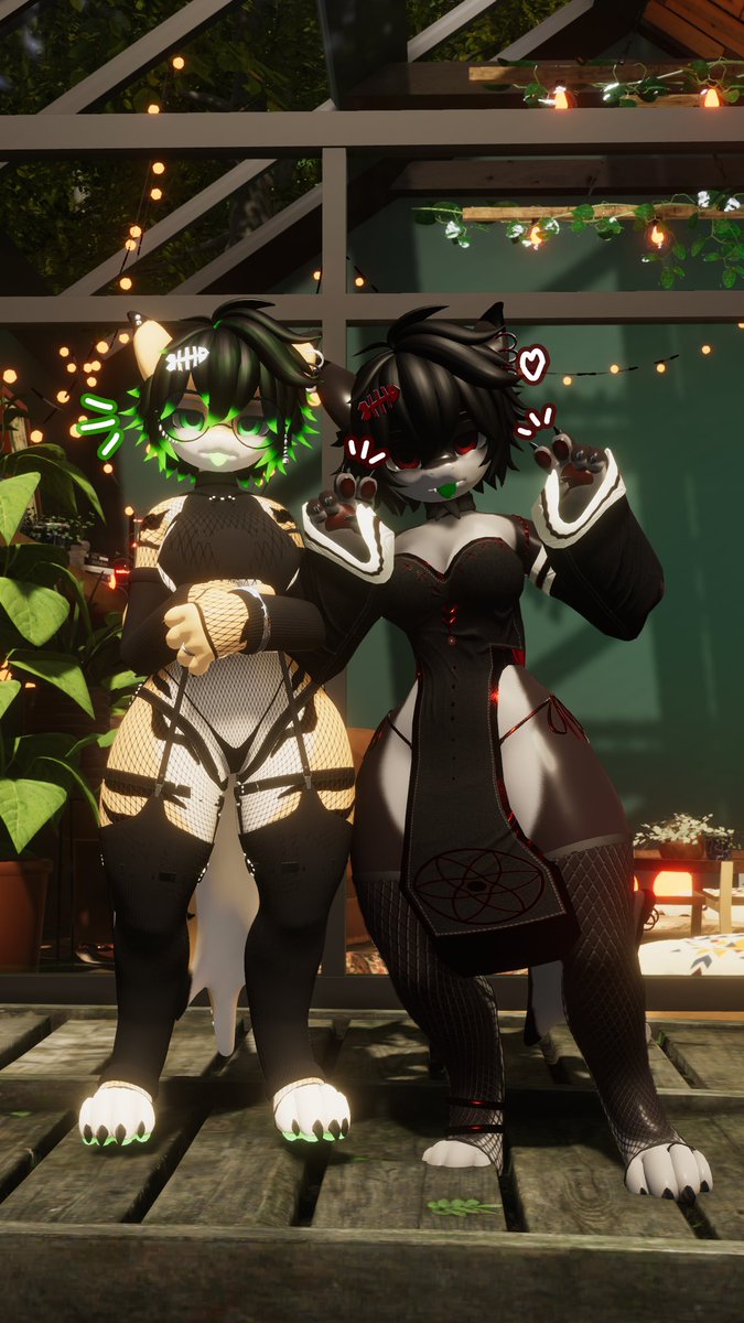 SomeFish3000's tweet photo. Two gays sharks being silly!! ๐ซง๐๐
Ft: @Kakeoox
#VRChat #silly #shorks https://t.co/xLiDLzW8IC