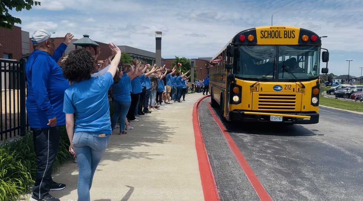 Our #TrustyHuskies tradition of an all-school “wave off” is one of my favorites. Have a great summer #CPSbest!