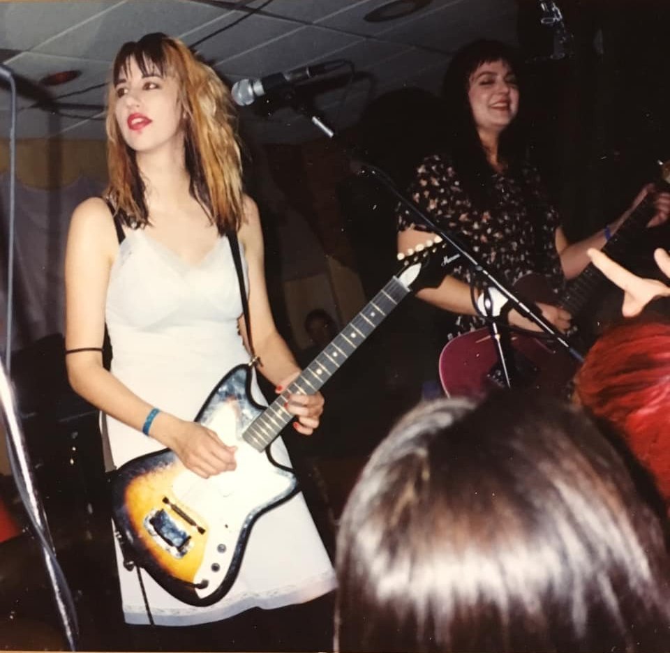 "Anything you want to do and she'll do it like a fool..."

Kim Shattuck and Melanie Vammen - The Muffs

Photo by Jon Shuman

#punk #punks #punkrock #womenofpunk #kimshattuck #melanievammen #themuffs #history #punkrockhistory