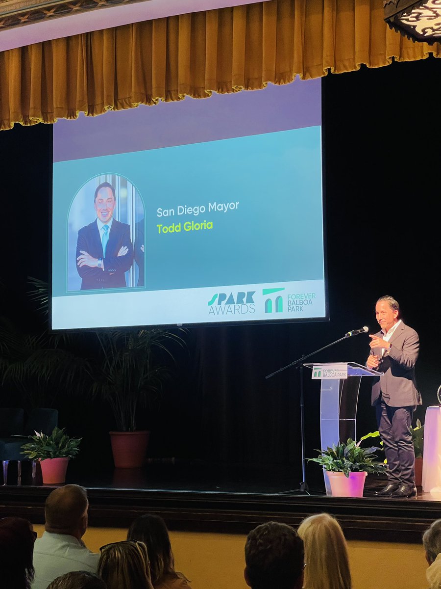 MayorToddGloria's tweet image. Balboa Park is San Diego’s crown jewel—and it shines even brighter thanks to the people and organizations we honored at this year’s #sPARKAwards. Grateful to @4BalboaPark for recognizing their impact and for being a key partner in preserving this beloved space. #ForAllofUs
