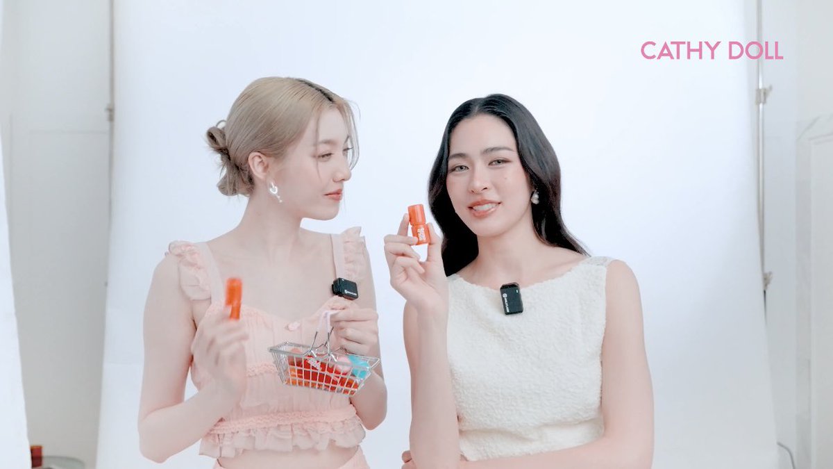 Cathy Doll ชีเสิร์ฟ 😖🤏

#CathyDollXLingOrm
#หลิงออม #LingOrm