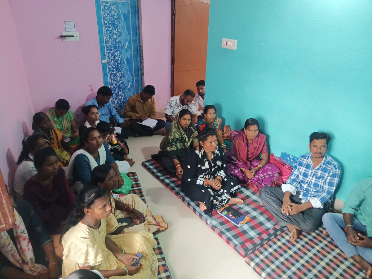 MNayagarh's tweet photo. 👥 31 volunteers oriented for the upcoming Education Summer Camp under the #CAMAL initiative!
Organized by @MNayagarh with support from @Atmashakti3, @Pratham_India the camp will engage students from Classes 4–6 with fun, supplementary learning.
#SummerCamp #EducationForAll https://t.co/vubhiwNrzn