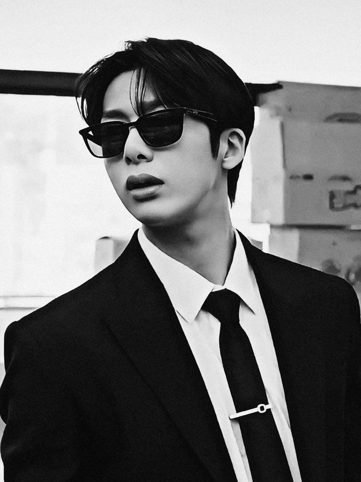 Hyungwon tweet media
