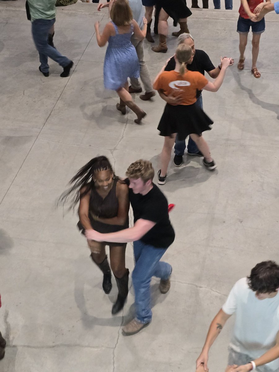 LouisValdez1's tweet image. An evening of boots, beats, and two-steppin’ fun! First, interactive two-step lesson and then take your two-step to the dance floor. #CountryMusic #DanceLessons #HonkyTonk #WaterlooPark #NativeTexanTwoStep #LosTexhombres #AustinTx
