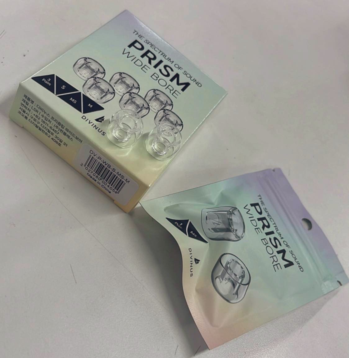 e_earphone_akb's tweet image. 🎉＼新製品取り扱いのご案内／🎉
 
brand #DIVINUS
model PRISM WIDE BORE

イヤーピースで音は変わる、💥

液状シリコンのフィット感は独特で
装着感が高い😌

落ちない安心、お待たせしました。
秋葉原店へお越しください🫡