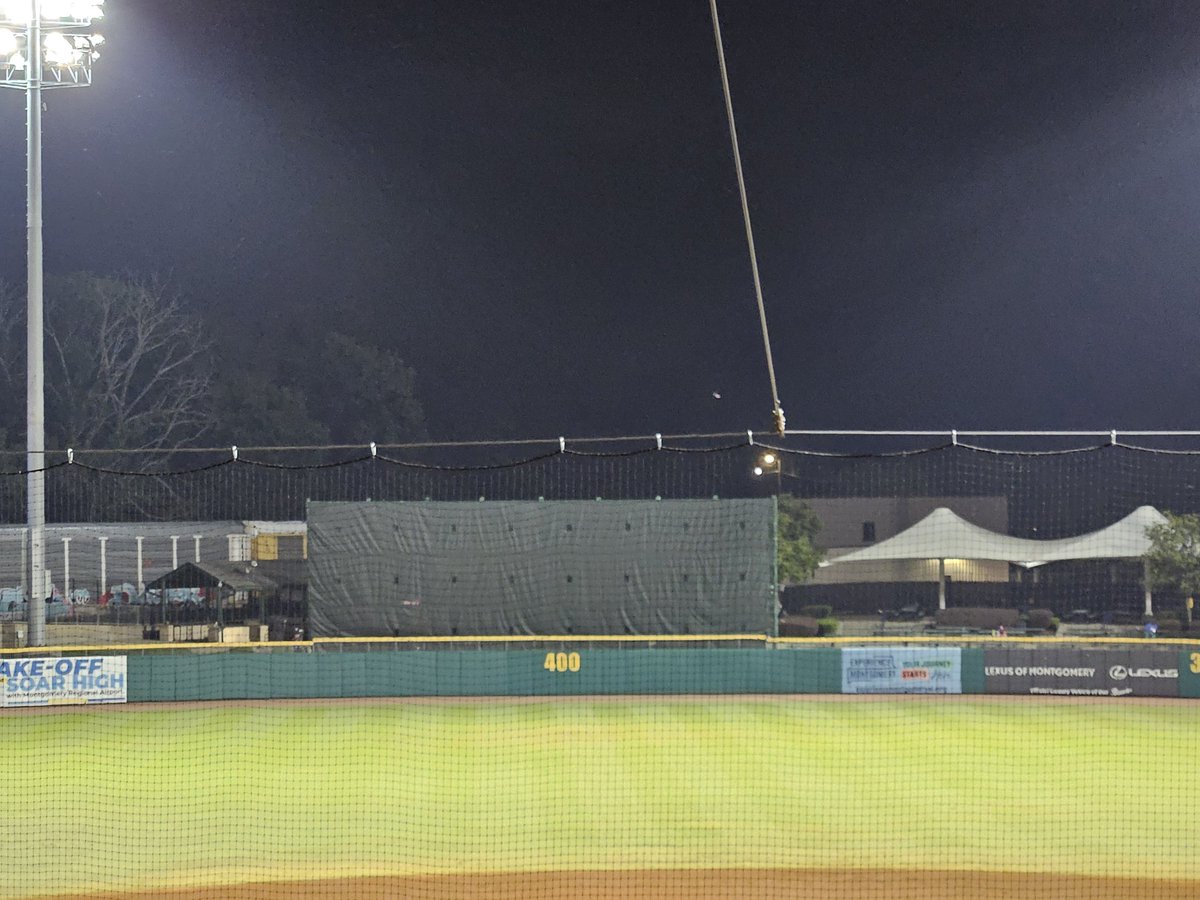 ULDiamondClub's tweet image. Thank you, @RaginCajunsBSB fans!
#GeauxCajuns
#WeAreLouisiana