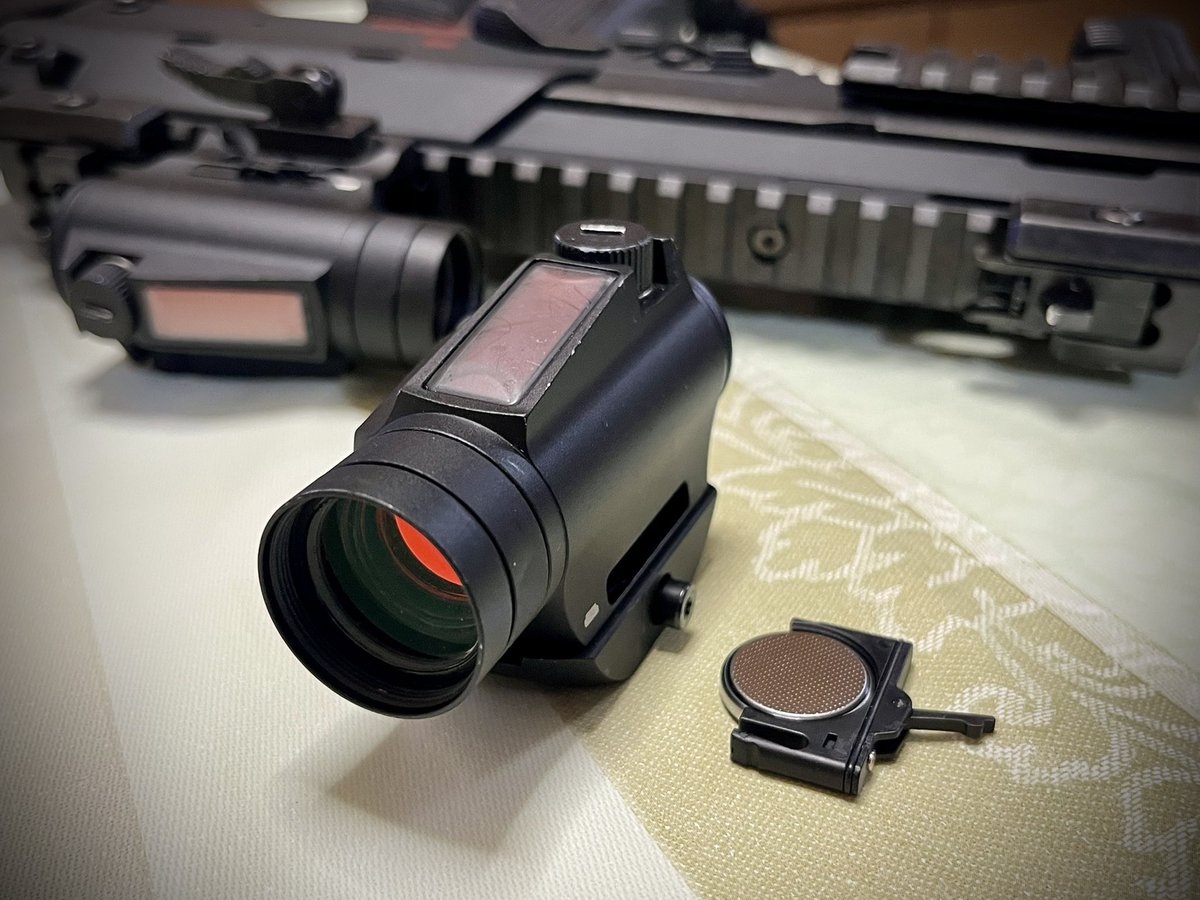 SebastianMP5SD6's tweet photo. ノーベルアームズさんの迅速なご対応に感謝です😆
「T2 Solar」のバッテリーハウジングを外す際にハンドル部分を破損してしまったのですが、今回メール問い合わせさせていただいたところ、すぐさまお返事をいただきアフターフォロー用として購入させていただきました☺️
#ノーベルアームズ
#T2Solar https://t.co/IRxrrVirkW