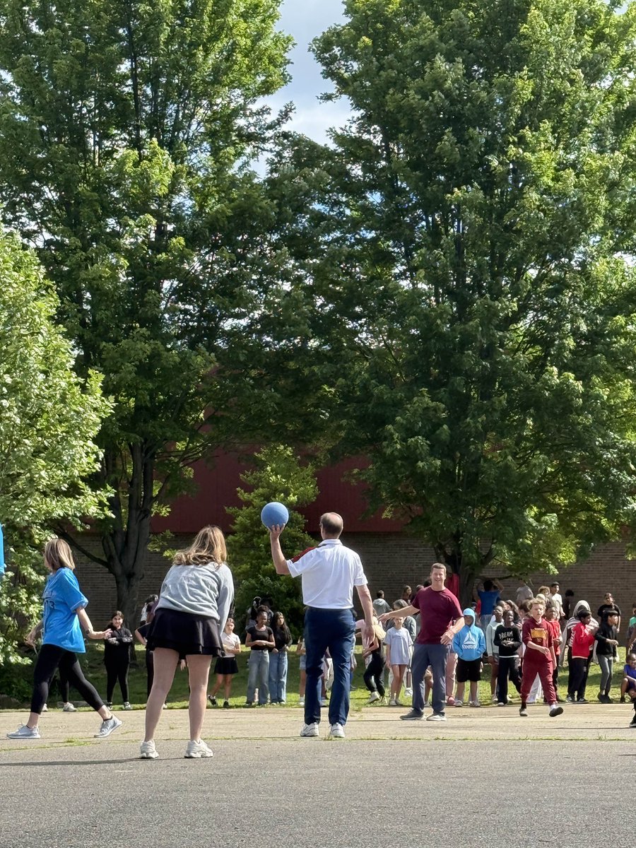 🍎Jenna Morrell🍏 (@msjennamorrell) on Twitter photo Staff vs. Students kickball game…and the <a href="/jtownelementary/">Jeffersontown Elem</a> staff takes home the hardware! 🏆☝🏼🥇<a href="/JtownElemAP/">Katie Thompson</a> Staff vs. Students kickball game…and the <a href="/jtownelementary/">Jeffersontown Elem</a> staff takes home the hardware! 🏆☝🏼🥇<a href="/JtownElemAP/">Katie Thompson</a>