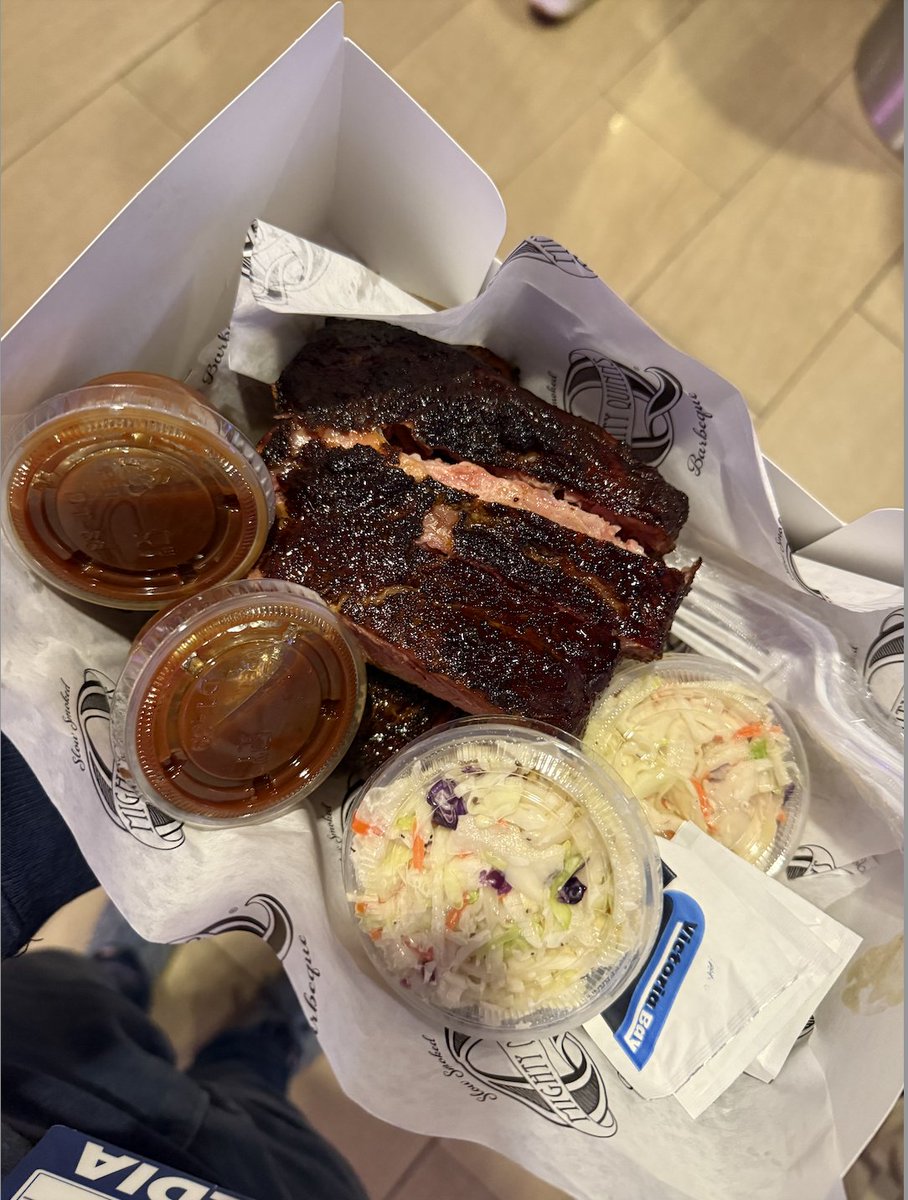 If you're at MSG and don't know what to eat, here's my go-to: The ribs from <a href="/MightyQuinnsBBQ/">Mighty Quinn's BBQ</a>. Skip the cornbread and ask for double cole slaw if you're cutting carbs. You're banking 40G+ of protein, the coleslaw isn't drenched in mayo, and most importantly?

It's hitting.
