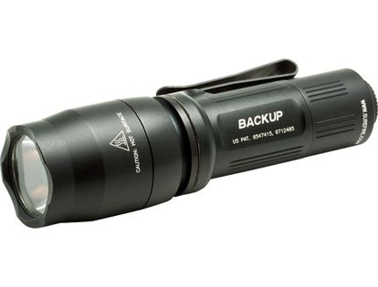 NathanPeske's tweet photo. @pnwguerrilla I EDC an OG Surefire E1.  I spend a lot of time looking into dim corners and having a quick draw flashlight is handy.  The 5 lumen low output is a life saver when you are in a small space.  110 lumens is not what you need in a server rack.  But it is nice to have it available. https://t.co/AORAKoxKkb