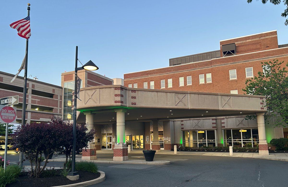 RWJUH Somerset (@rwjsomerset) on Twitter photo RWJUH Somerset lights up "green" this May to recognize #MentalHealthAwarenessMonth. 
To learn more about our Behavioral Health Services, please visit ow.ly/zipt50VWlaI RWJUH Somerset lights up "green" this May to recognize #MentalHealthAwarenessMonth. 
To learn more about our Behavioral Health Services, please visit ow.ly/zipt50VWlaI