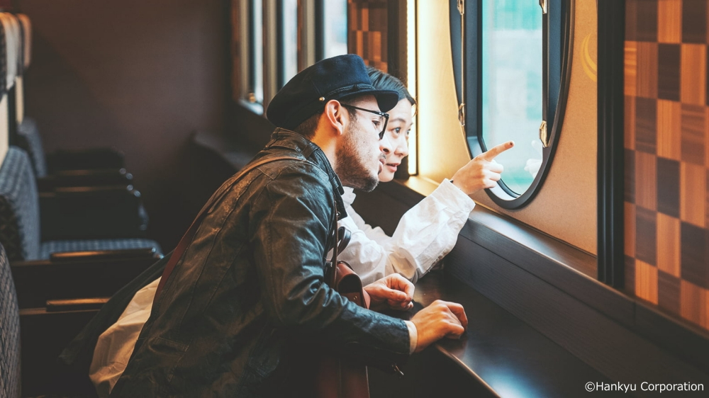 japan's tweet photo. Step aboard "Kyo-train Garaku" from @hankyu_ex, a train capturing the allure of Kyoto π! Running between Osaka and Kyoto, it features outward-facing window seats, seasonal motifs π, and authentic Japanese gardens.
https://t.co/aPquqFl8lD
#JapanOnTrack #JapaneseSensibility https://t.co/dXRob8VgQm