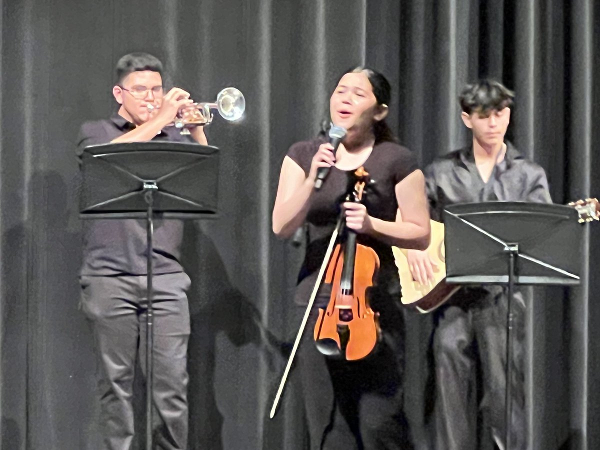 Steele Mariachi - what a great show tonight! This was the final Fine Arts evening event of the school year and it was marvilloso! The seniors in this group were some of the students who inspired us to start our mariachi camp. #SCUCMusicInspires
