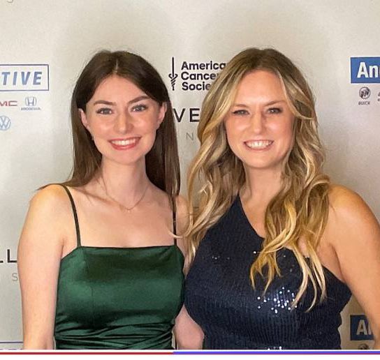 Misty Dawn Shields (@drshieldsmd) on Twitter photo There are no words to express how incredibly PROUD I am of our <a href="/TheShieldsLab/">The Shields Lab</a> expert level tech, Katie Minton <a href="/ktgminton/">katie minton</a>.
Katie has been instrumental 🔑 as a leader in our lab’s 🥼 research on #SCLC from day 1️⃣!
We wish Katie ALL THE BEST as she begins her MD PhD <a href="/IUMedSchool/">IU School of Medicine</a>! There are no words to express how incredibly PROUD I am of our <a href="/TheShieldsLab/">The Shields Lab</a> expert level tech, Katie Minton <a href="/ktgminton/">katie minton</a>.
Katie has been instrumental 🔑 as a leader in our lab’s 🥼 research on #SCLC from day 1️⃣!
We wish Katie ALL THE BEST as she begins her MD PhD <a href="/IUMedSchool/">IU School of Medicine</a>!