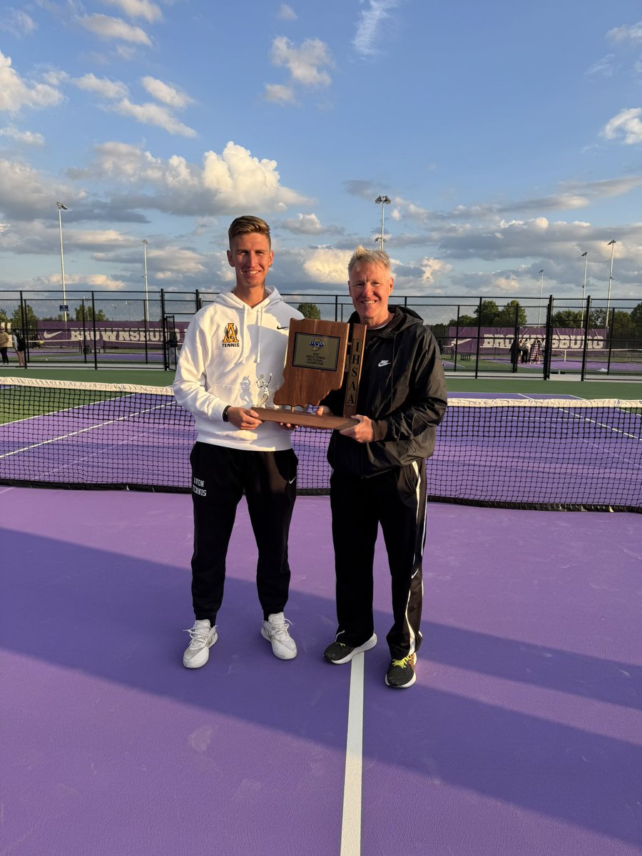 Can you say you’re a sectional champ?  These ladies can!

Congrats to AHS on big wins over Plainfield Thursday and Brownsburg Friday to clinch the trophy 🏆 

Next up, regional match vs Terre Haute South on Tuesday at 5:30. Come show your support!