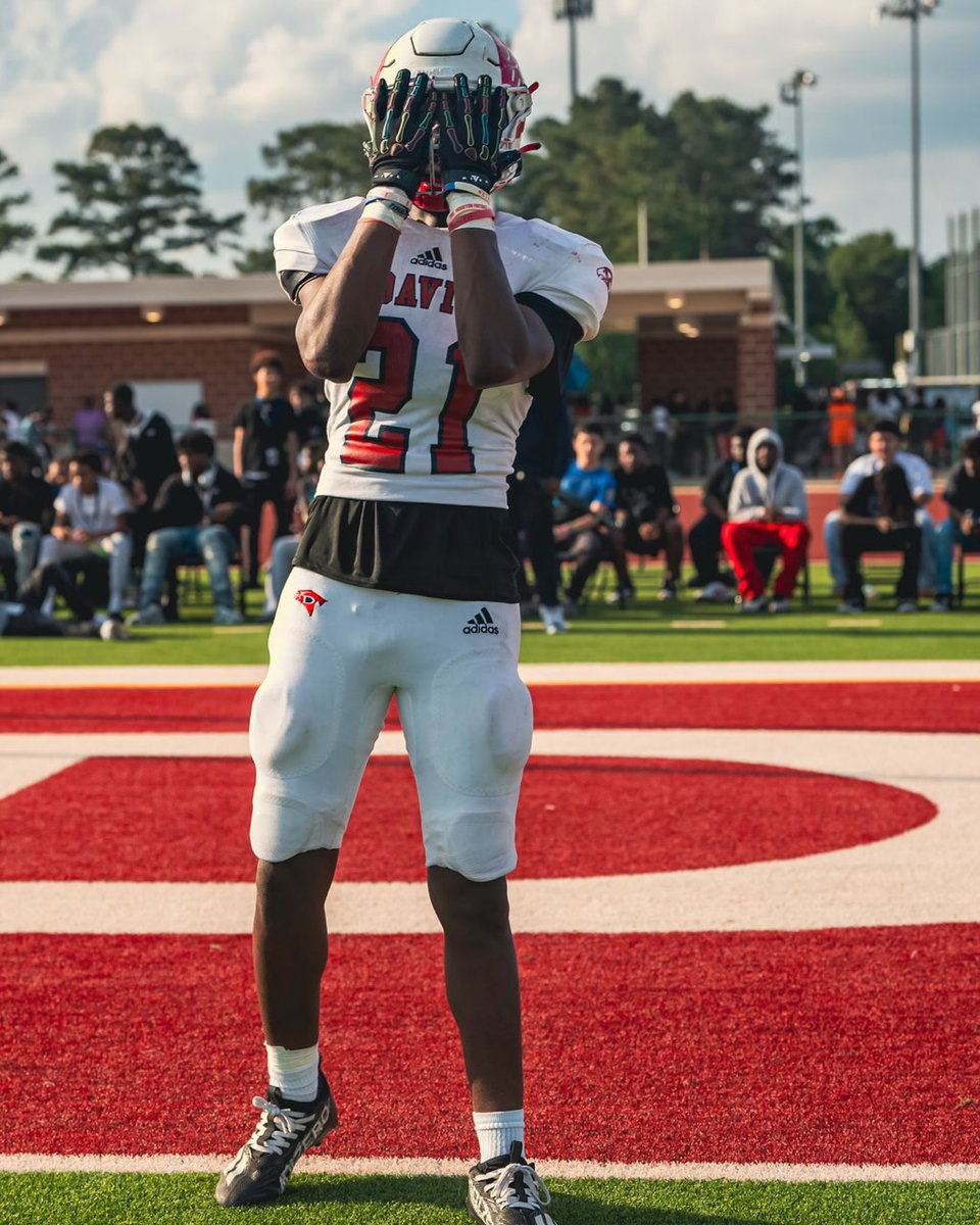 Neaux Media (@neaux_media) on Twitter photo Reunited! 🔴⚪️ <a href="/davis__football/">Davis Falcons Football</a> Both teams put on a show! 🍿#springball #familyovereverything #recruit #bodavis Reunited! 🔴⚪️ <a href="/davis__football/">Davis Falcons Football</a> Both teams put on a show! 🍿#springball #familyovereverything #recruit #bodavis