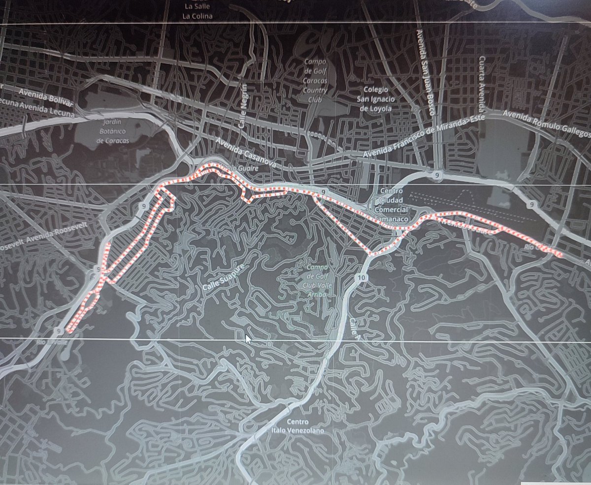 WazeVen's tweet image. Les recordamos que mañana 24 de Mayo se correrán los 21K One Run 2025. Varias calles permanecerán cerradas en el horario comprendido entre las 7 y 11am. Ya los cierres fueron cargados en nuestra app para que pueda guiarlos por vías alternas. @onerunvenezuela @AlcaldiaBaruta