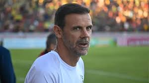 Andrés Yllana: "#GELP no me llama nunca, no lo esperaba por eso hago mi camino, principalmente con estos dirigentes que están ahora que nunca me han llamado y veo que pasa gente de todo tipo, con buenos y con pocos antecedentes, y se va improvisando un montón".

📻 <a href="/LaRedondalp/">La Redonda</a>