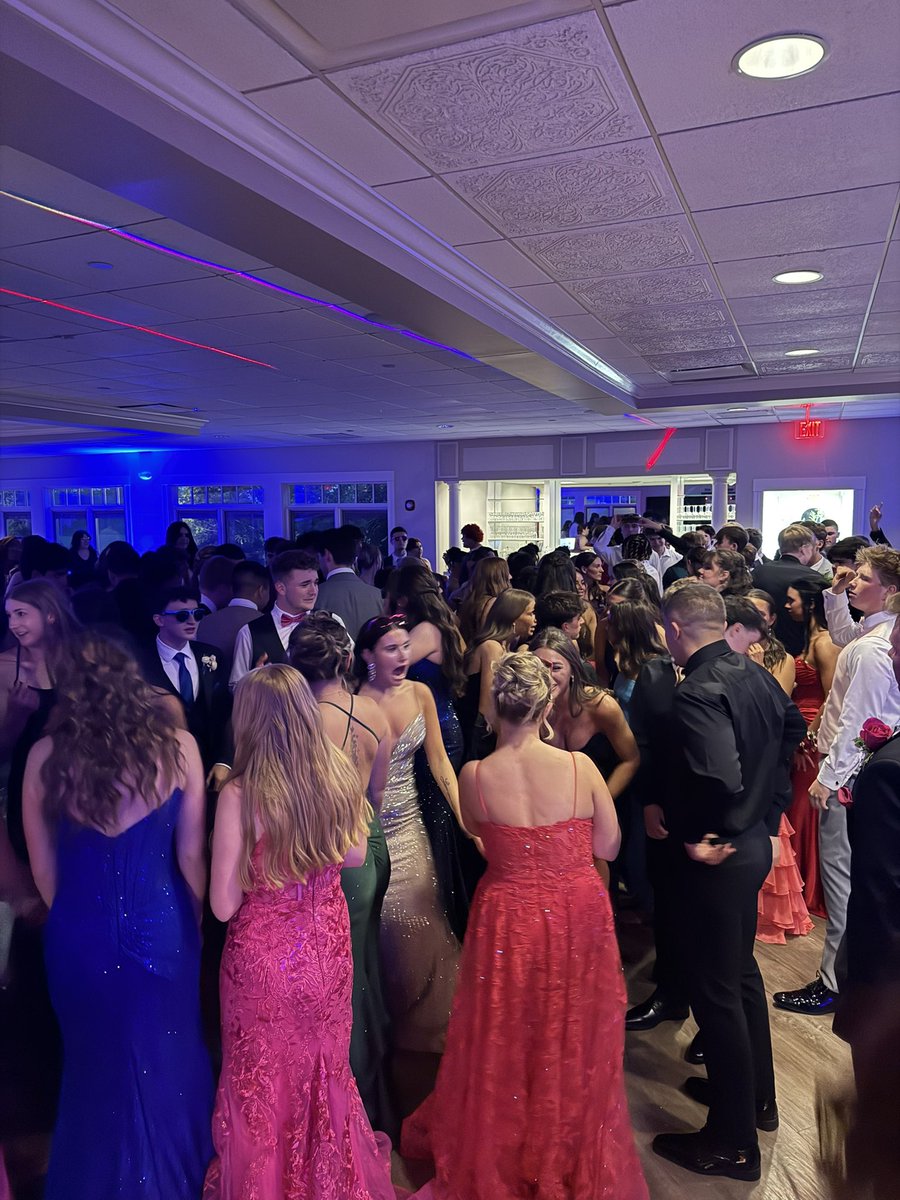 RHS Prom 2025 everyone having fun.