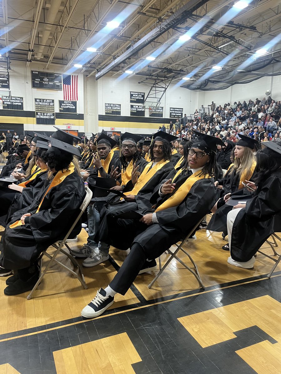Cy Cox (@jacyionc) on Twitter photo Hard to see my football boys leave but Happy and canβt wait to see you guys Thrive at the next Level # Blessed!! Hard to see my football boys leave but Happy and canβt wait to see you guys Thrive at the next Level # Blessed!!