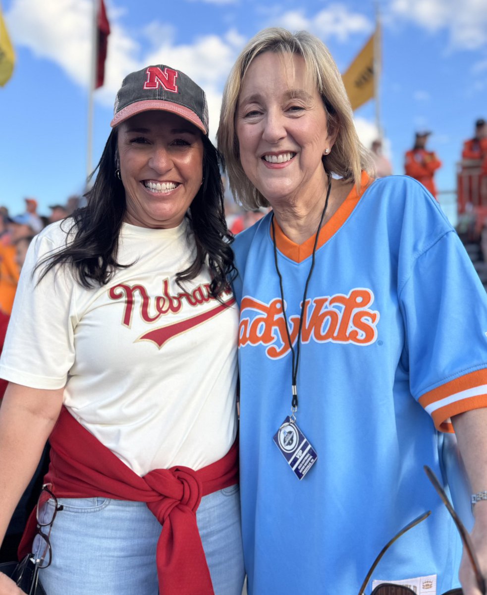 Donde Plowman (@dondeplowman) on Twitter photo One of the best parts of athletics is how it brings people together. Today, I had the pleasure of welcoming my friend, <a href="/HuskerWBB/">Nebraska Women's Basketball</a> Coach Amy Williams, to Rocky Top. We may be competitors on the field, but itโs always great to spend time together. Go Lady Vols!
#GBO ๐ One of the best parts of athletics is how it brings people together. Today, I had the pleasure of welcoming my friend, <a href="/HuskerWBB/">Nebraska Women's Basketball</a> Coach Amy Williams, to Rocky Top. We may be competitors on the field, but itโs always great to spend time together. Go Lady Vols!
#GBO ๐