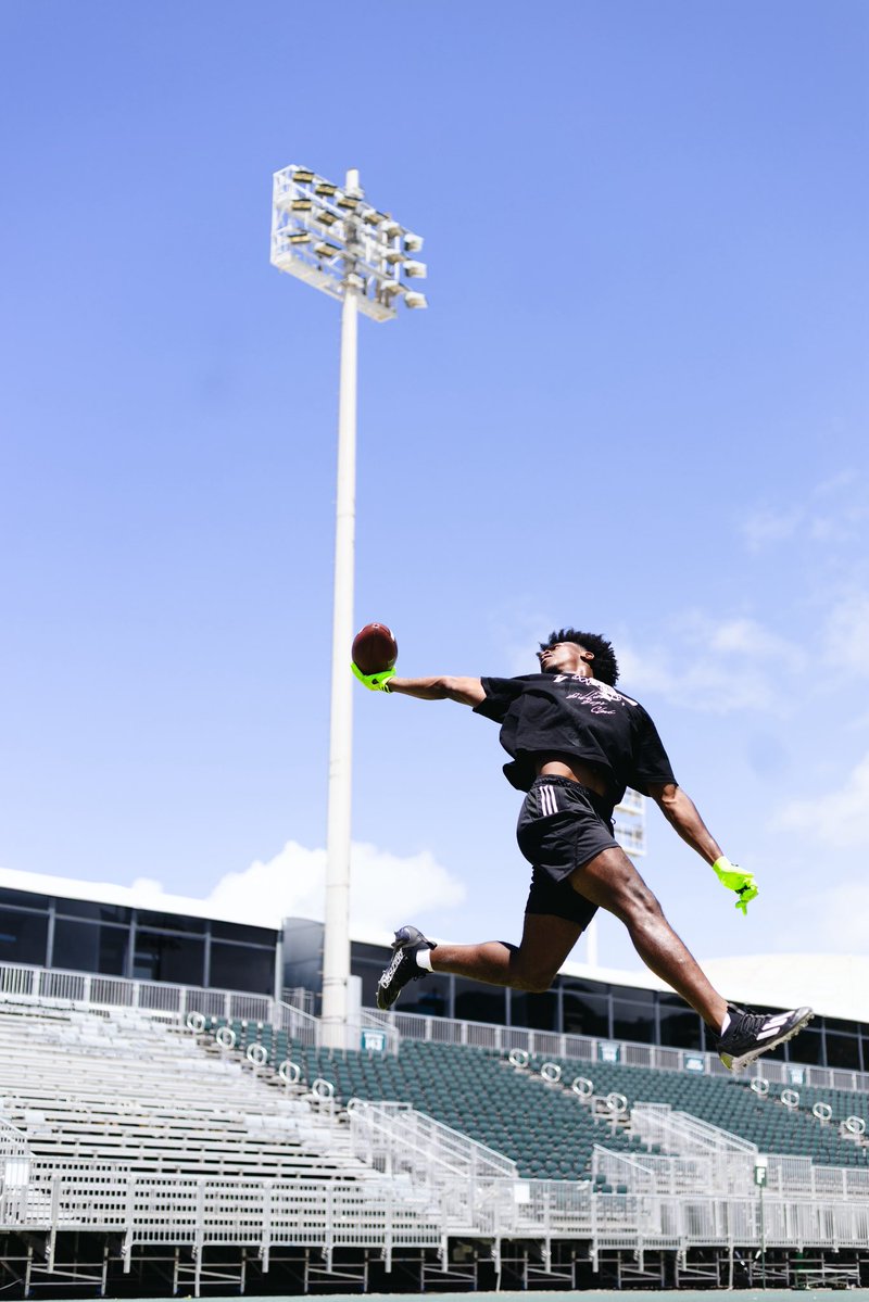 Nicholas Cenacle (@nicholascenacl2) on Twitter photo You gotta love the process. Love the grind, the growth and the game.#AGTG <a href="/HawaiiFootball/">Hawaii Football</a> 🙏🏾🏈 You gotta love the process. Love the grind, the growth and the game.#AGTG <a href="/HawaiiFootball/">Hawaii Football</a> 🙏🏾🏈