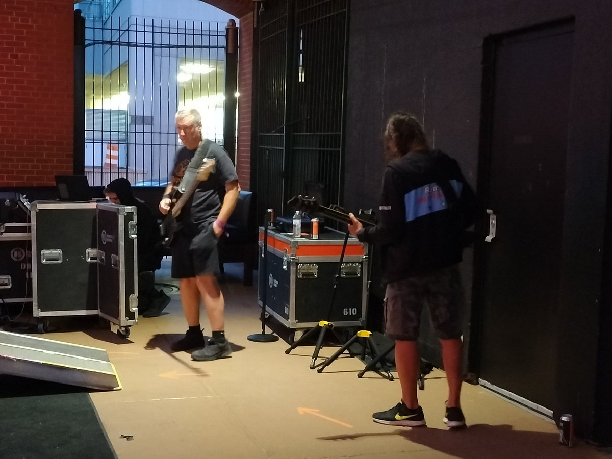 dropdeadclive's tweet photo. @SuiRaider guitarist and bassist from a certain German band preparing to hit the stage 🍺 https://t.co/HHAF2xpB2j