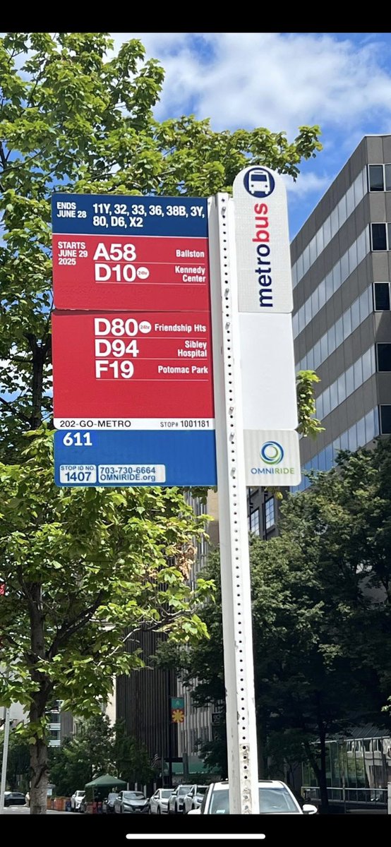 ERamirezDC's tweet photo. @manugsierra @DevTatan Ven rutas parecidas a Transmilenio una operaba en domingos! 🌚🌚🌚 https://t.co/pg8tSWCl9E