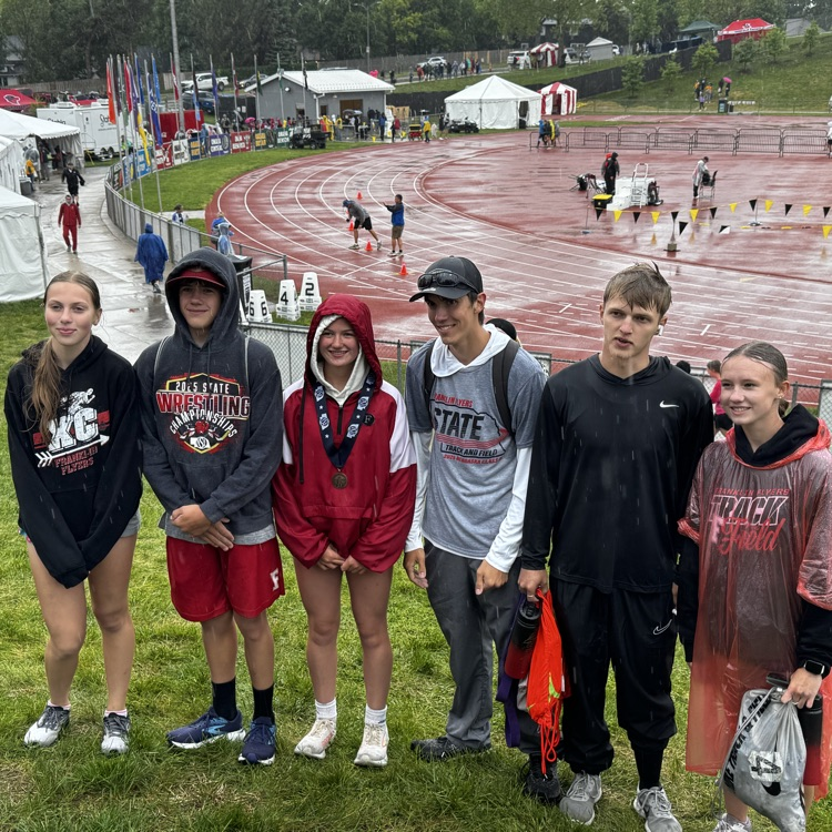fpsflyers's tweet photo. It was a real wet day in Omaha! Congratulations to all of our athletes that participated and a HUGE shout out to Madi Trambly!! Madi ran a 12:03 and placed 6th in the 3200! Way to go Madi! #flyerpride https://t.co/9Tko9ENJgb