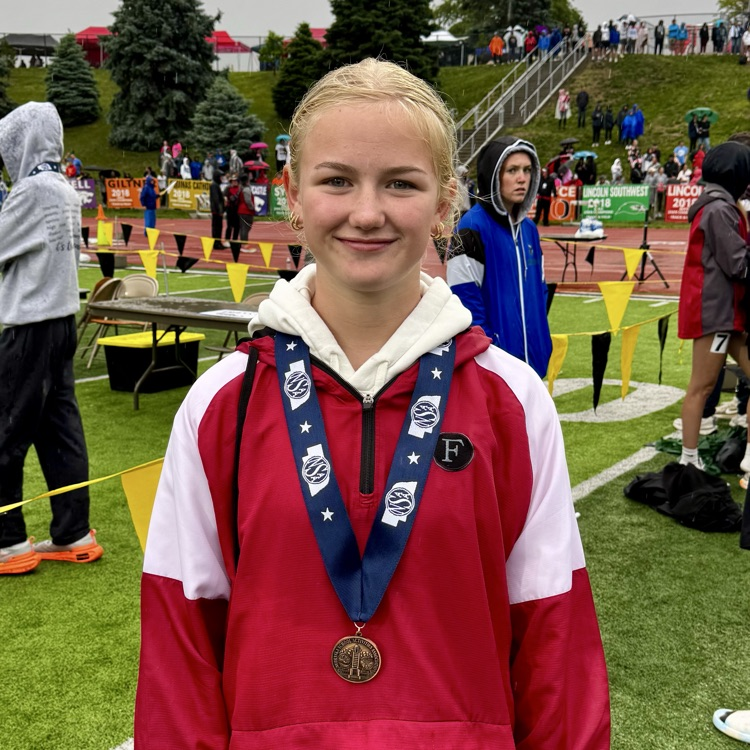 fpsflyers's tweet photo. It was a real wet day in Omaha! Congratulations to all of our athletes that participated and a HUGE shout out to Madi Trambly!! Madi ran a 12:03 and placed 6th in the 3200! Way to go Madi! #flyerpride https://t.co/9Tko9ENJgb