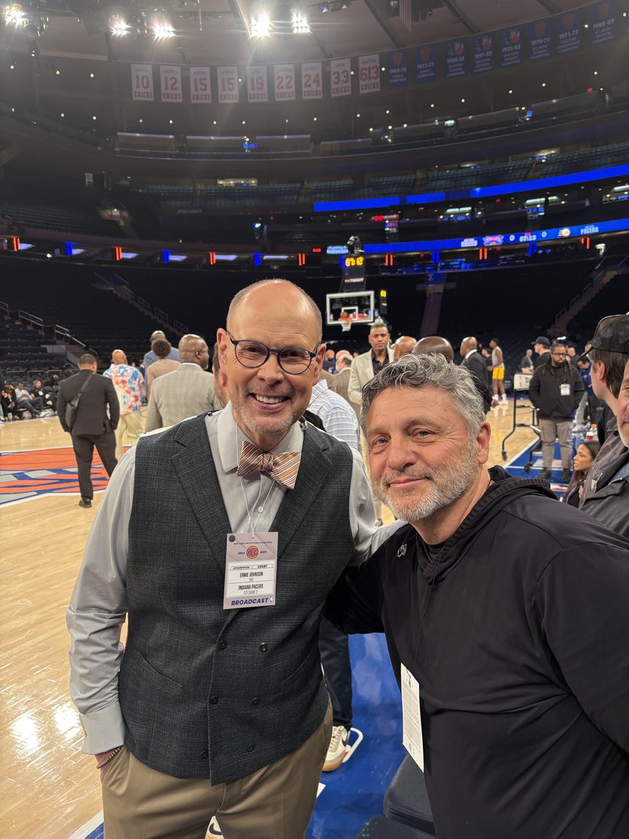 KampeOU's tweet image. Bucket list.  A Knicks playoff game in the Garden tonight. And see a childhood great Walt “Clyde” Frazier. I got my first blue suede basketball shoes because of him. Good to see Erie also.